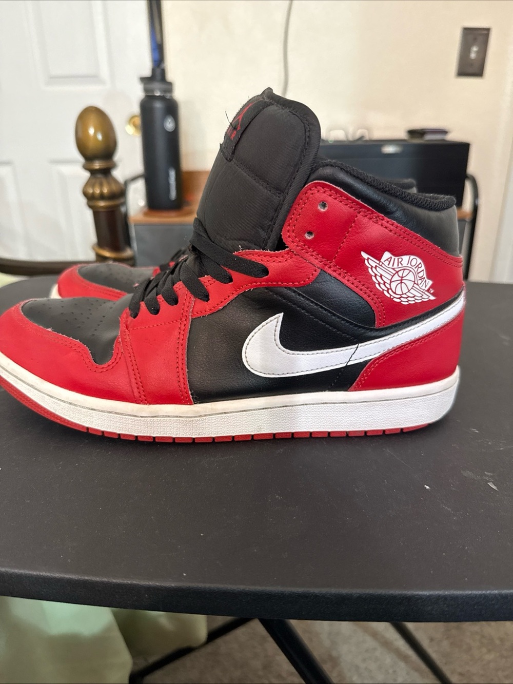Classic Vintage Nine Air Jordan 1 Mid Gym Red/Black/White DQ8426-061